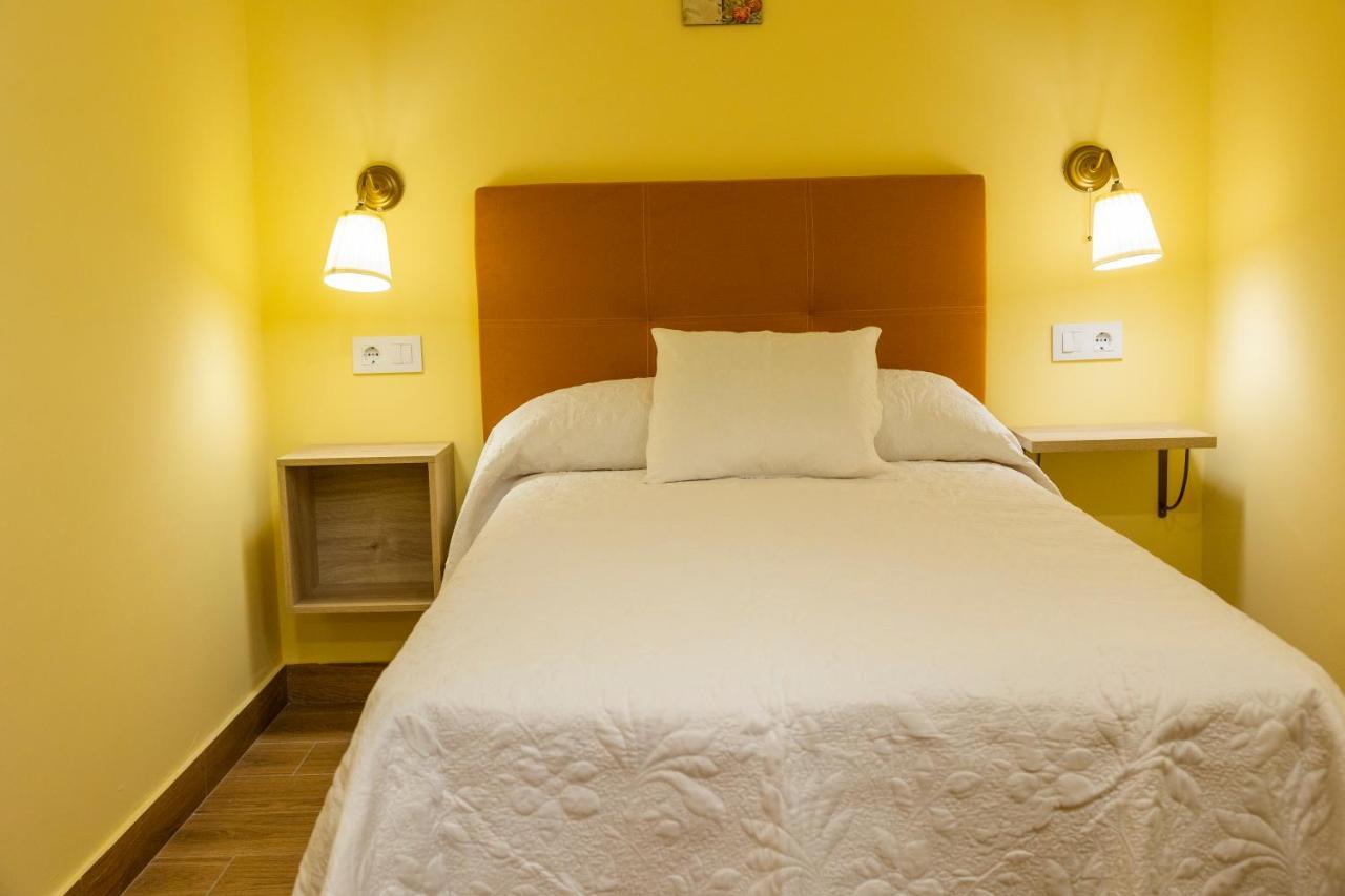 Apartamentos Casona Del Campo Navia Exterior foto